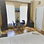 Ilona Apartman *